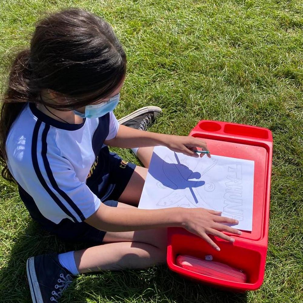 friday-sketching-in-room-4