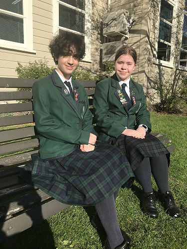 2021 OUJMC Distinction Certificate winners from Left to Right: