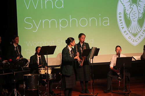 Wind Symphonia