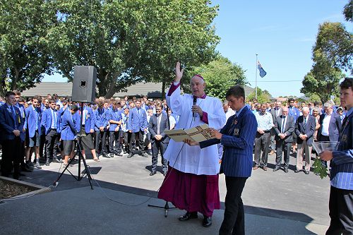 Bishop Paul Martin blessing administration 2019