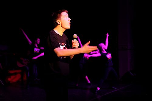 Joe Corbett, lead in "Herod's Song", featured in the Jesus Christ Superstar segment - "The Idiot's Guide to Broadway". 