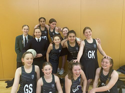 Columba 7 Green with Coaches Poppy and Hannah