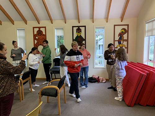 Bus stop queue communication activity