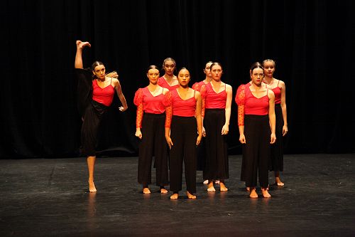 Contemporary Troupe