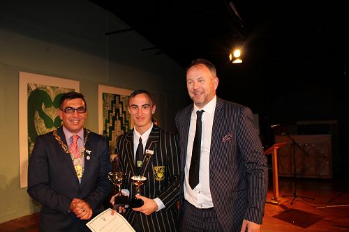 Wi Awatere Taiawhio Te Tau receiving the Telford-Cribb Trophy for contribution to music