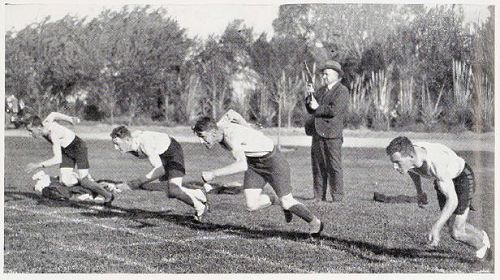 1933 - Senior 100 yard race
