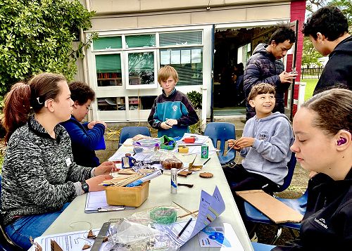 Language Day in Moerewa - Making Pulleys and Levers1