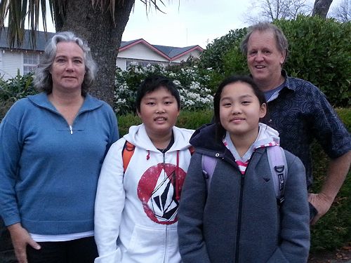 Kung Kung and his sister bid farewell to host parents 