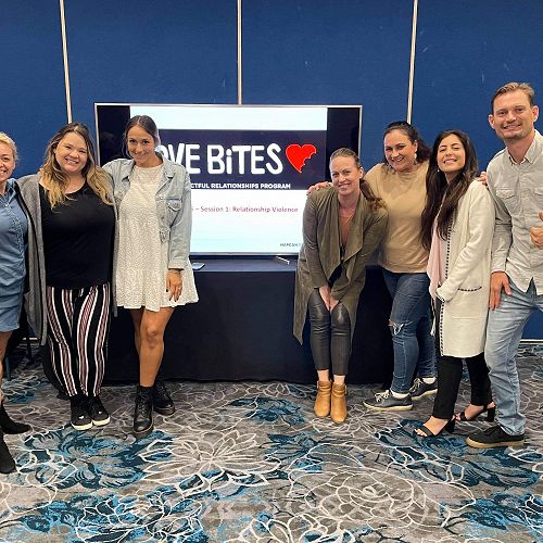 Gold Coast Passport Rotary members, Helen Beel, Alisha Firehock, Agustina Caballero, Marlie Jolanda, Dominica Darrington, Nancy Katsimberis, Guy Murphy at their Love Bites Facilitator Training 2021 Sept. 