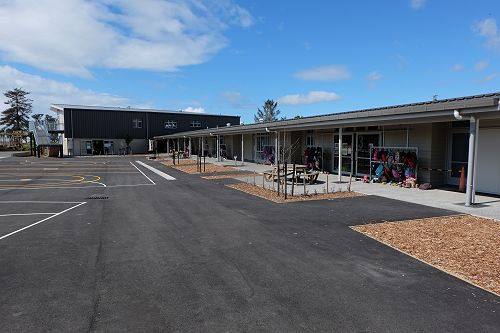 July 2015 : 6 studios =17 traditional classroom spaces and more!