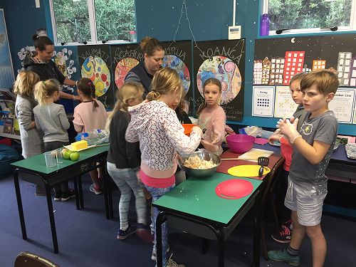 Middle Syndicate making stuffing.