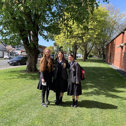 Jessie Stead, Lily Payton and Neve Molloy