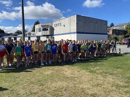 Year 9 Girls waiting for their start