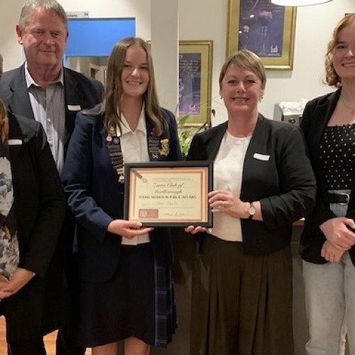 Chloe Faulls being presented with her award from Zonta 