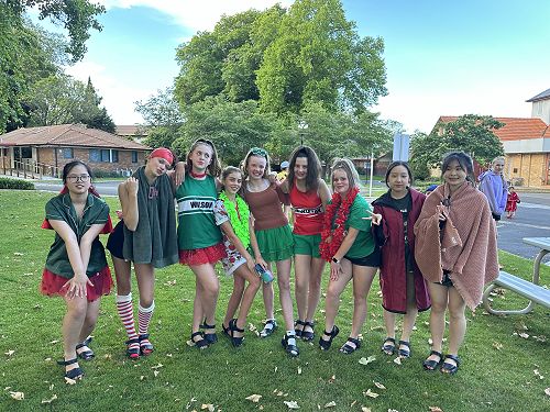 Dorm Challenge - Moxon Green