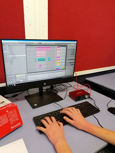 910MUS - Music Technology