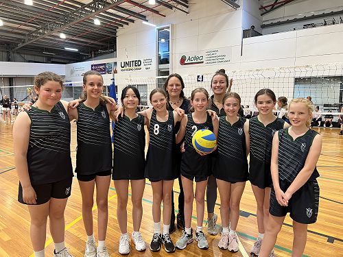 Columba Year 8 Comets