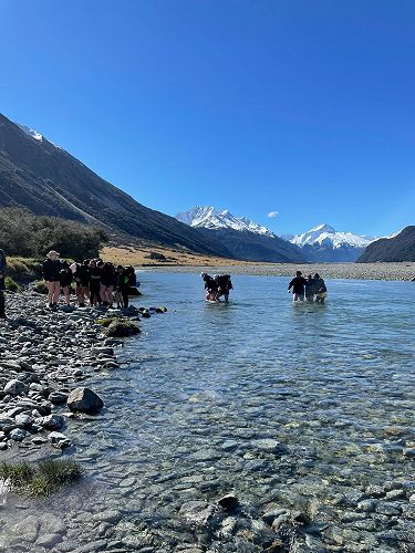 Year 13 Outdoor Ed on the Huxley Valley Tramp