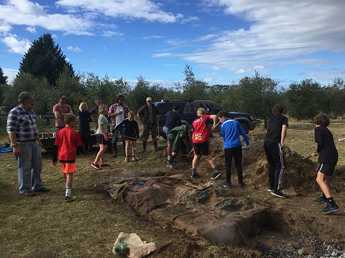 Many hands make light work!