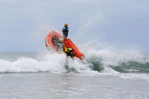 Showing skill through the impact zone 