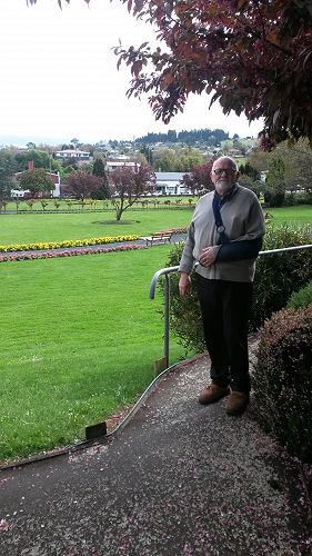 Beautiful surroundings to access from the hall