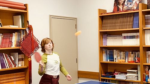 Saffy playing pingpong