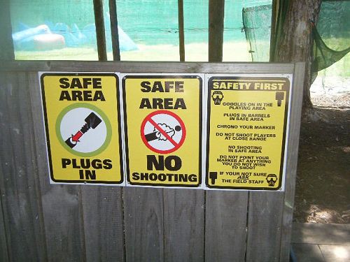 <br />
The expert Combat Zone Paintball staff ensure a s