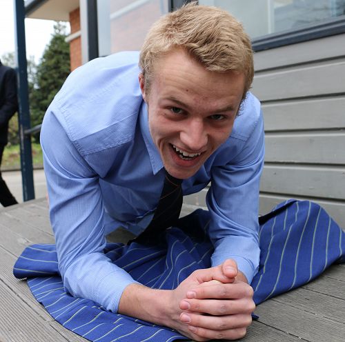 Bruce Challenge - Prone Hold - Alex Coulthard