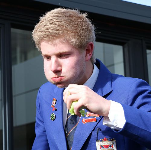 Lettuce Eating - Luke