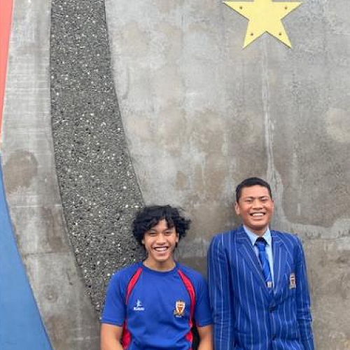 Ramsay Sula (L) and Afa Apulu (R)