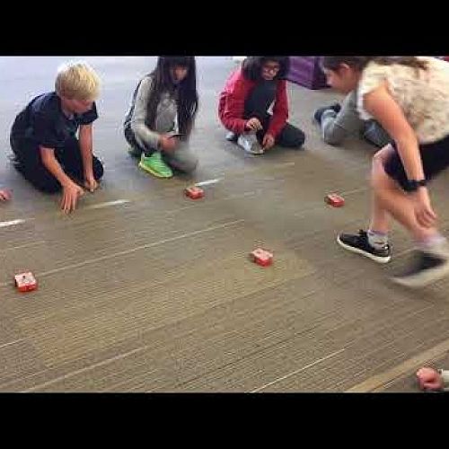 Video: Having fun with the Edison Robots