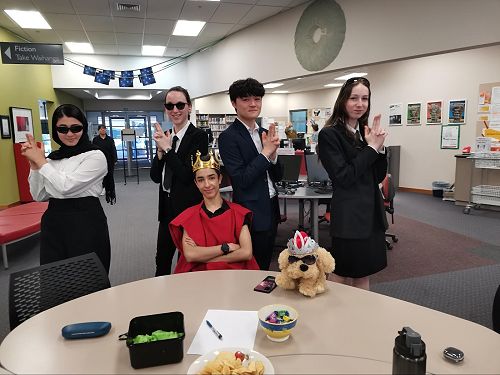 Tuesday's Student Librarian team 2022