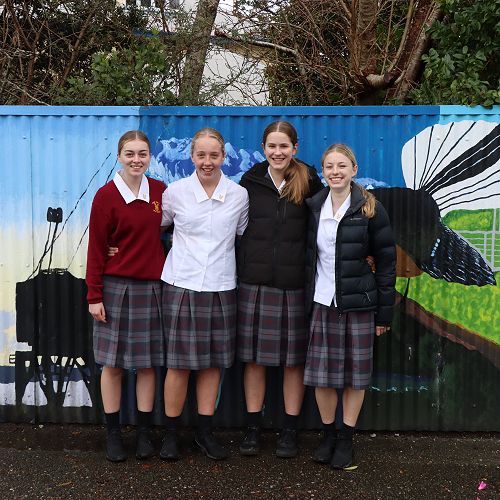 Hayley Rae, Grace Hahn, Sophie Milligan and Ellie McBride all Yr (10)