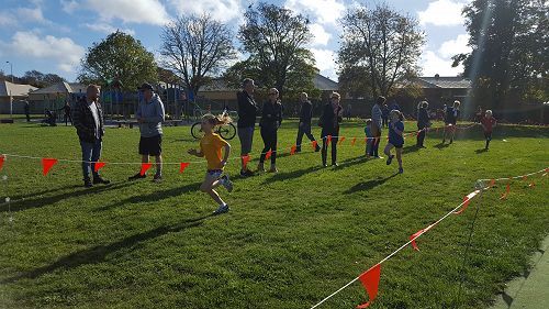 Year 4 runners Grace Smith and Ashlee Hazlett on the home straight