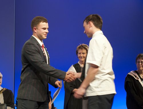Prizegiving 2016: Rob Hopkins awards Jaedyn Hanks with an Excellence in Everyday Science Level 1 certificate.