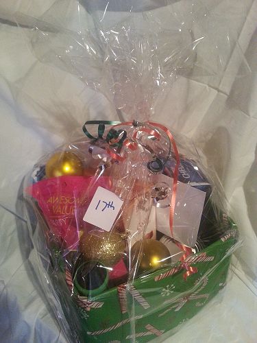 17th prize - Cosy Café voucher and a Xmas hamper.