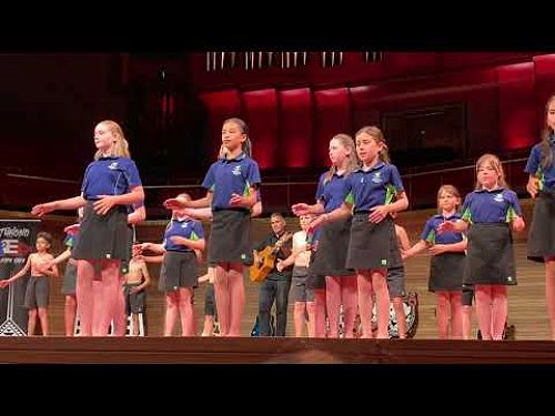 Video: Senior KapaHaka - Tūhono Festival