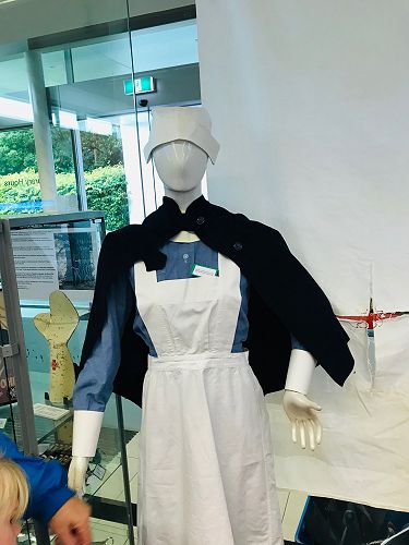 ANZAC DAY - Library Visit