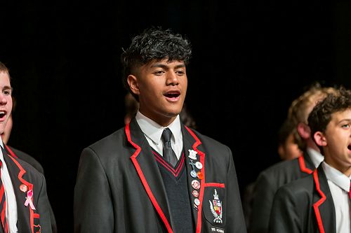 Lorenzo Noa Siaosi sings in the Bedean Choir.