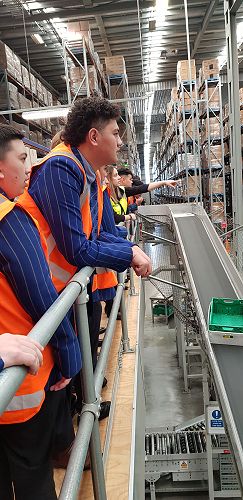 Foodstuffs - the place is massive