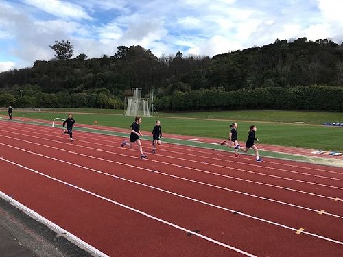 Students competing in the sprints.