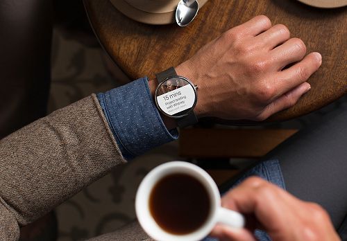 The Moto 360, a smartwatch for early adopters