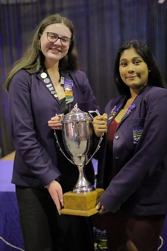 Ruby Anderson (Proxime Accessit) and Maleesha Gamage (Dux) 2023