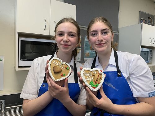 Anna Gent and Lila Howley