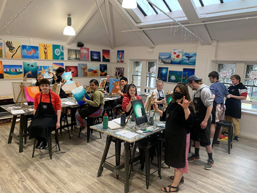 Being creative at Paint
n Sip Studio