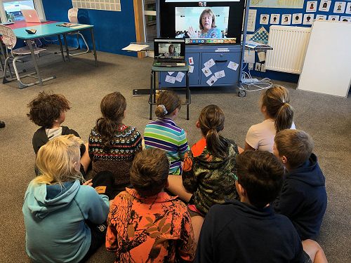 Working as Stewart Island Ambassadors via Zoom link with a school in Plimmerton.