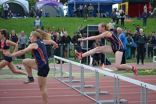 Brittney Young ~ South Island Athletics: U19 Girls 100m Hurdles