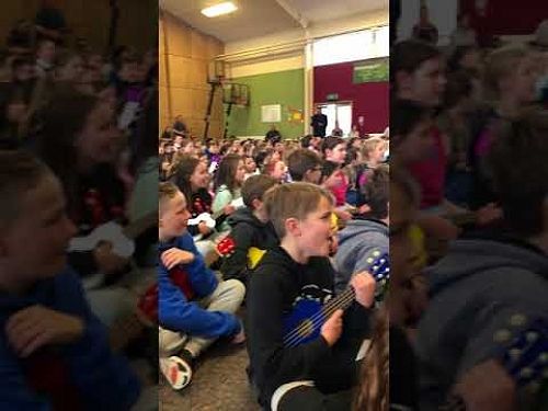 Video: Twist and Shout