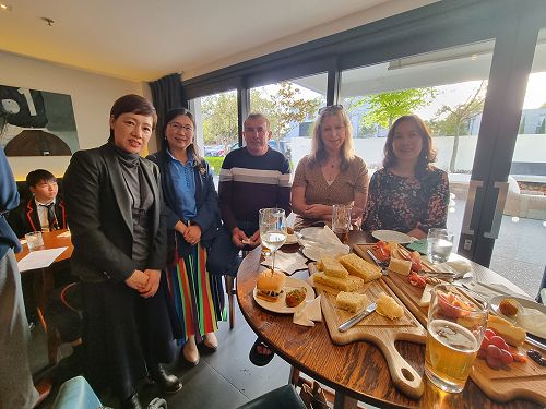 Hosts Agents and Parents