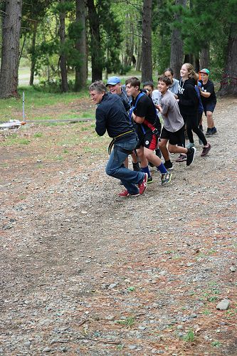 It took team work to hoist the kiwi.